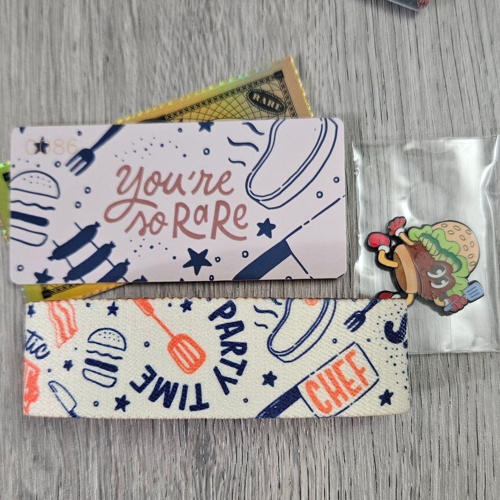 ZOX "YOU'RE SO RARE" #86 GOLDIE Reward Collectible Chzburger Magnet & Wristband
